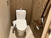 毎日つかうものだからこそ、人にやさしく、清潔な機能付便座です。