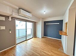 サニープレイス新梅田 0701 7階1LDKのリビング/ダイニング