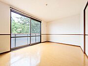 書斎や趣味の部屋、もちろん大きな収納部屋としても、使い方いろいろ、暮らし方が広がる空間です。