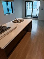 ｒｅｖｅ　ａｕ−ｄｅｌａ 0301