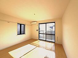 ファミーユサシン 105 1階1Kのリビング/ダイニング