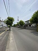 アパート前道路