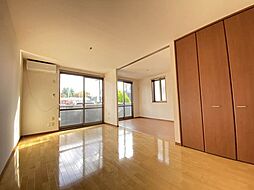 オンワード・イン 103 1階1LDKのリビング/ダイニング