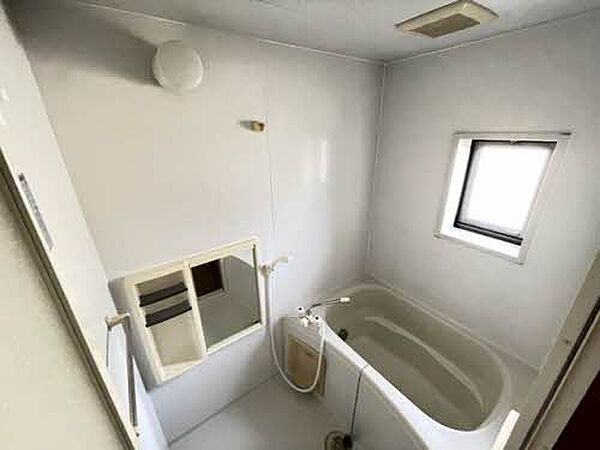 apartment 福島県伊達市保原町字西町185-1
地図を見る