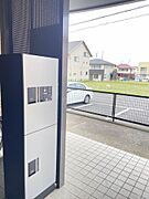 宅配ボックス完備で荷物の受け取りもラクラク