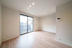 メゾンシャルマン2号館 202 2階ワンルームのリビング/ダイニング