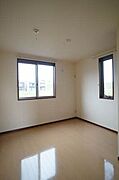 北側のお部屋でも明るいです