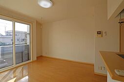 シャーメゾンＢＲＡＶＯ 202 2階1LDKのリビング/ダイニング