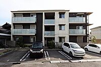 愛知県岡崎市羽根町字小豆坂117-1：物件画像／シャーメゾンショップ名駅店　積和レント株式会社