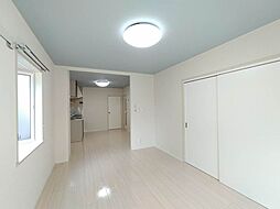 サンエステート E102 1階1LDKのリビング/ダイニング