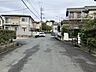 外観：前面道路含む現地写真