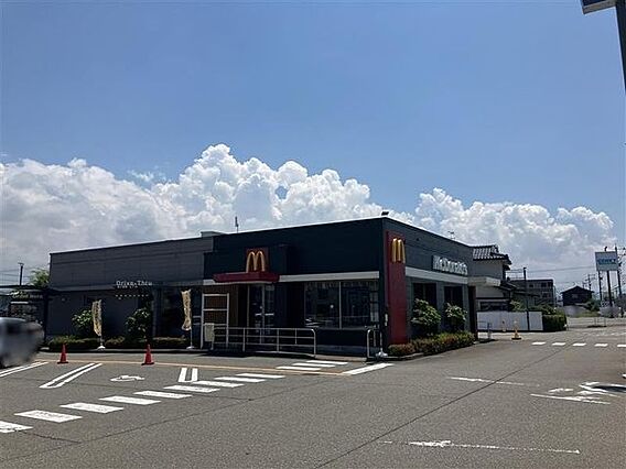 マクドナルド小...