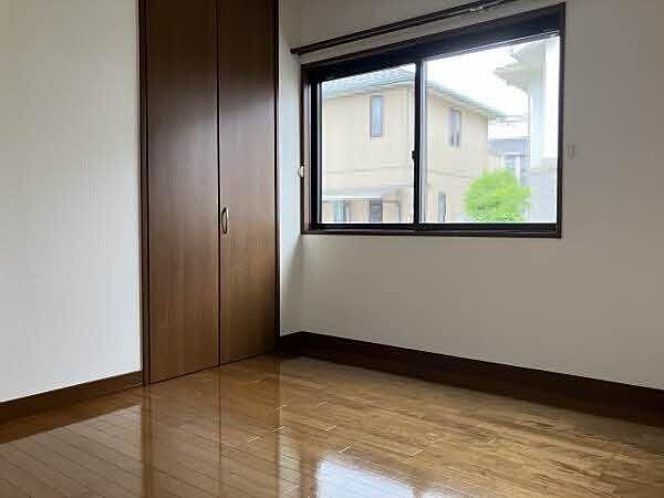 洋室を拡大表示