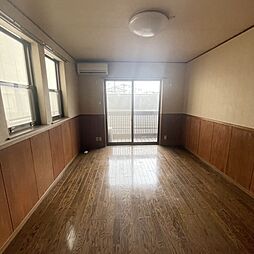 居間