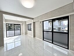 エルグランドレジデンス 203号室 2階2LDKのリビング/ダイニング