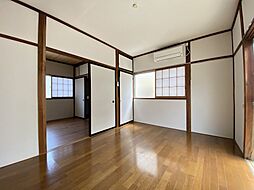 居間