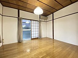 居間