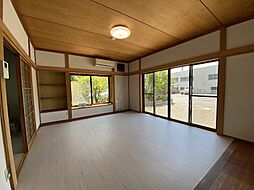 居間