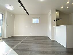 トリシア横町NORTH 3階1LDKのリビング/ダイニング