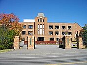 私立上田短期大学（2493m）