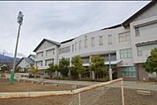 東御市立東部中学校（984m）