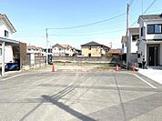 接道の道路部分の写真です。