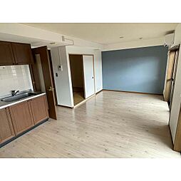 フォレストマンション 203 2階3LDKのリビング/ダイニング