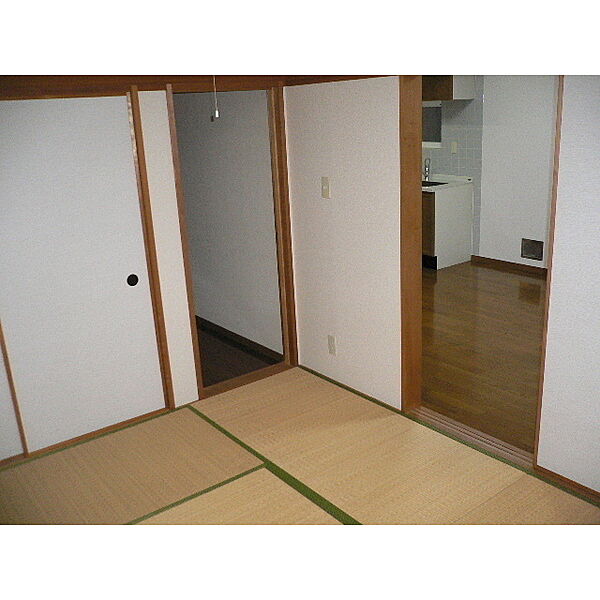 detached 群馬県伊勢崎市宮子町2840-5

地図を見る