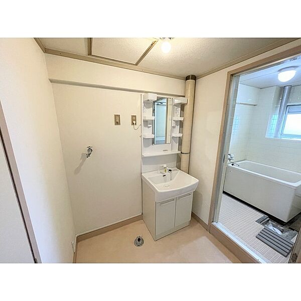 apartment 群馬県渋川市石原201番地5
石原の賃貸情報を見る
物件地図