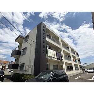 外観：建物外観