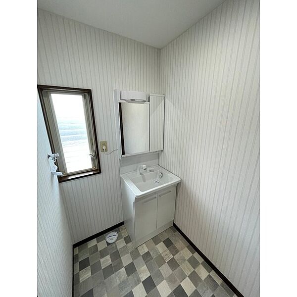 apartment 群馬県渋川市石原1299-3
石原の賃貸情報を見る
物件地図