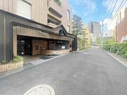 外観含む前面道路
