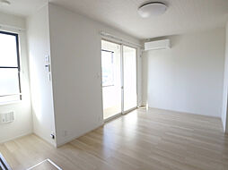 椿 101 1階1LDKのリビング/ダイニング