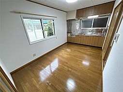 居間