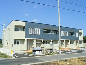 ヴィラオーシャン 105 ｜ 青森県八戸市大字市川町字橋向（賃貸アパート1LDK・1階・44.18㎡） その1