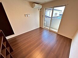 ナツドルーニ 202 2階1LDKのリビング/ダイニング