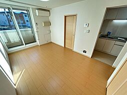 グランディ・フルール 301 3階1Kのリビング/ダイニング