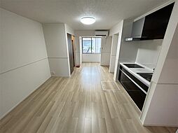 ヴィラ　ハナブサ3番館 102 1階1LDKのリビング/ダイニング