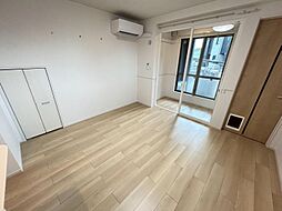 アイ．レジデンスV 101 1階1LDKのリビング/ダイニング