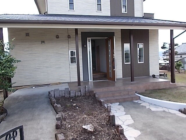 玄関 都城市志比田町4992-19