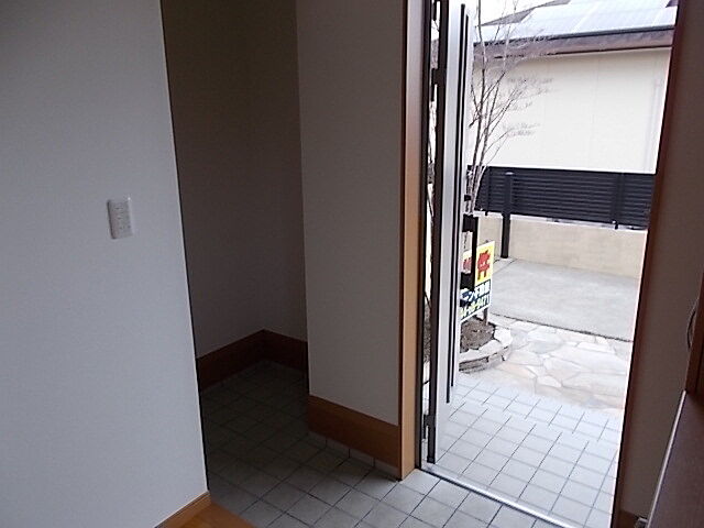 玄関 北諸県郡三股町大字樺山5036-83