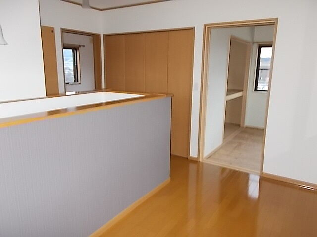 室内 北諸県郡三股町大字樺山5036-83