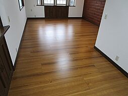 真岡市高勢町1丁目　再生住宅 5SLDKのリビング/ダイニング