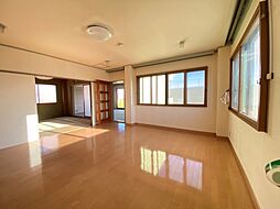 グリーンビル2 3階 3階4LDKのリビング/ダイニング