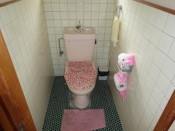 トイレを拡大表示