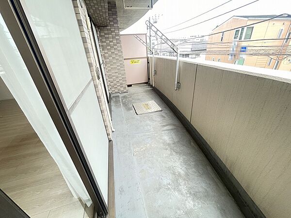 バルコニーを拡大表示