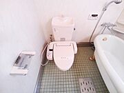 ウォシュレット設置済