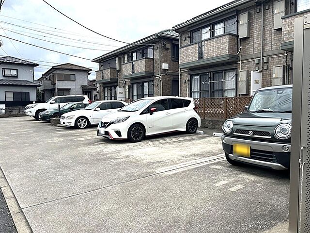 6 / 8