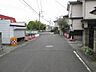 浴室：接面道路