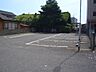 駐車場：アスファルト舗装